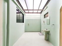 Sembawang Hills Estate (D20), Terrace #586613641